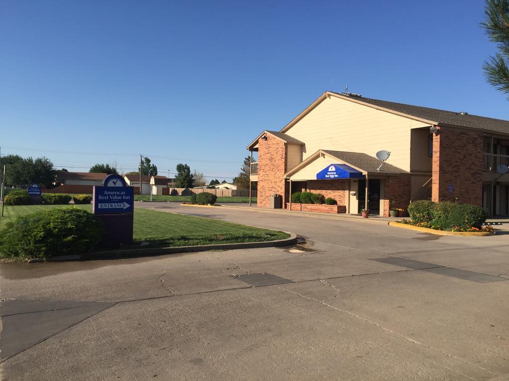 Americas Best Value Inn - Garden City Buitenkant foto
