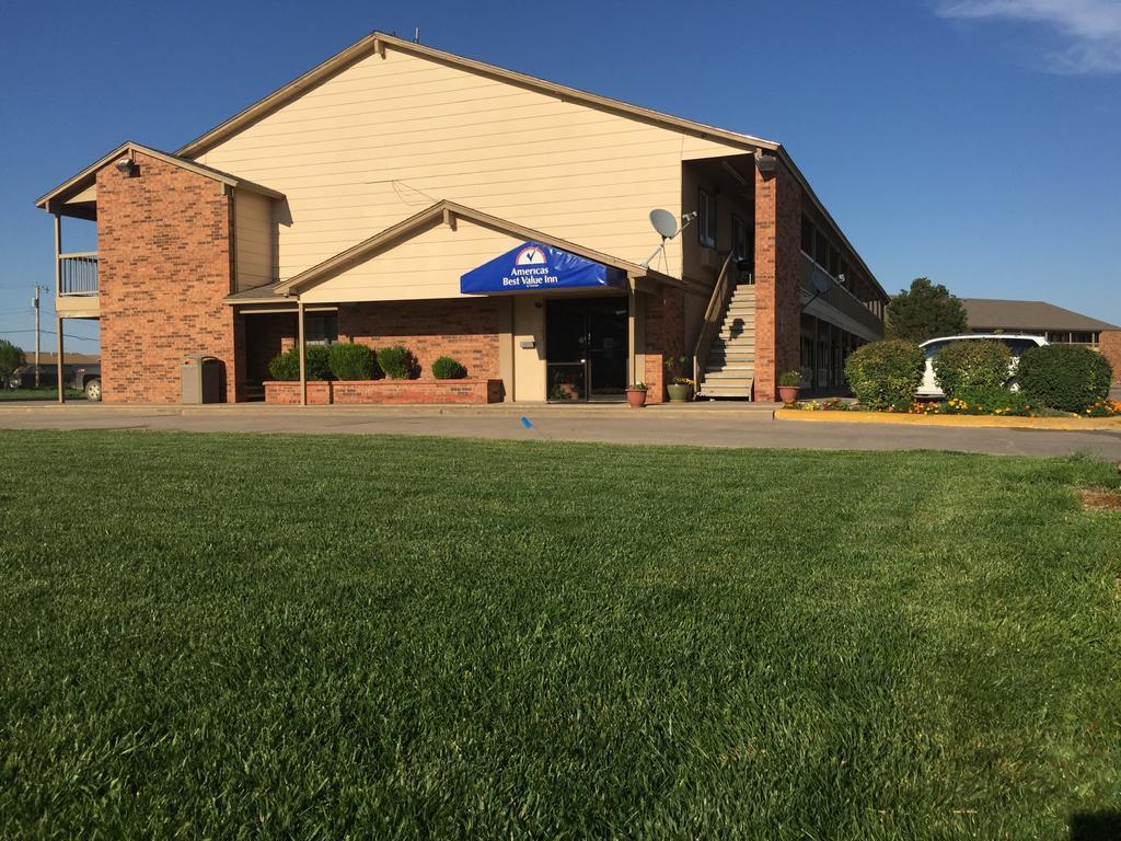 Americas Best Value Inn - Garden City Buitenkant foto